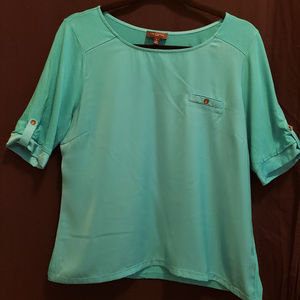 Limited Camp Style Top Size Large Petite